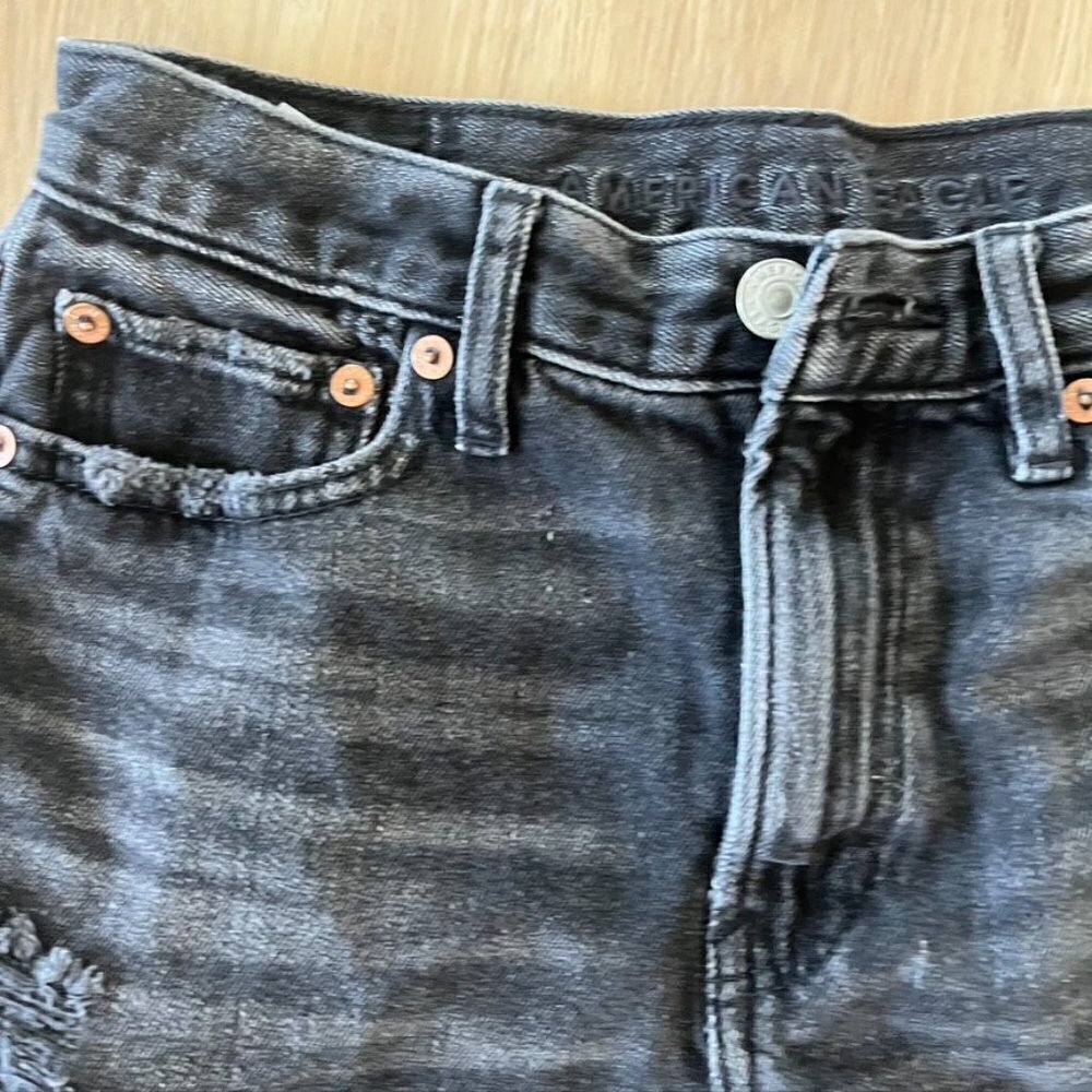 American Eagle 90’s Boyfriend High Rise Jean Shorts Destroyed Black Gray 0 - Picture 5 of 9
